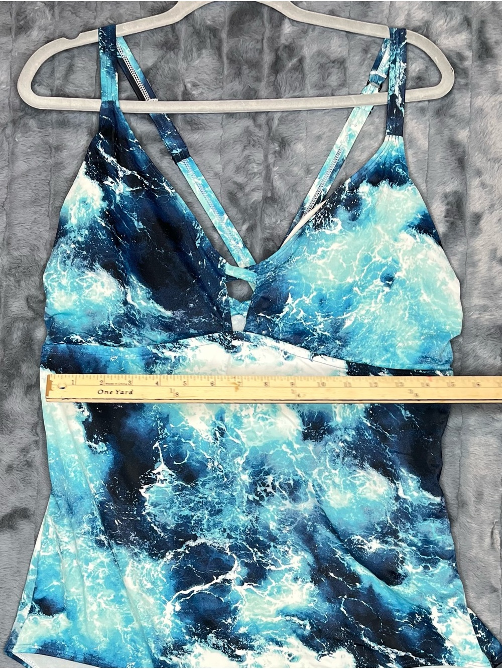 Torrid Ocean Water Print One Piece Swimsuit Plus Size 3 Strappy Cross Back - Picture 7 of 8